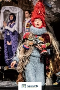 Reż. Weronika Szczawińska